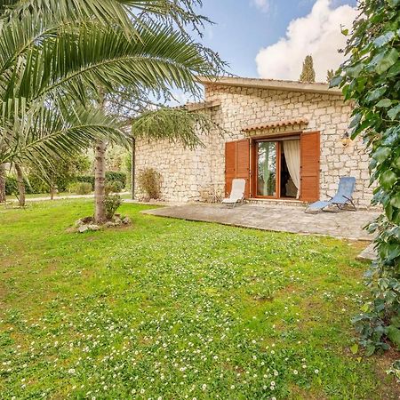 Amazing Home In Saturnia With Wifi エクステリア 写真