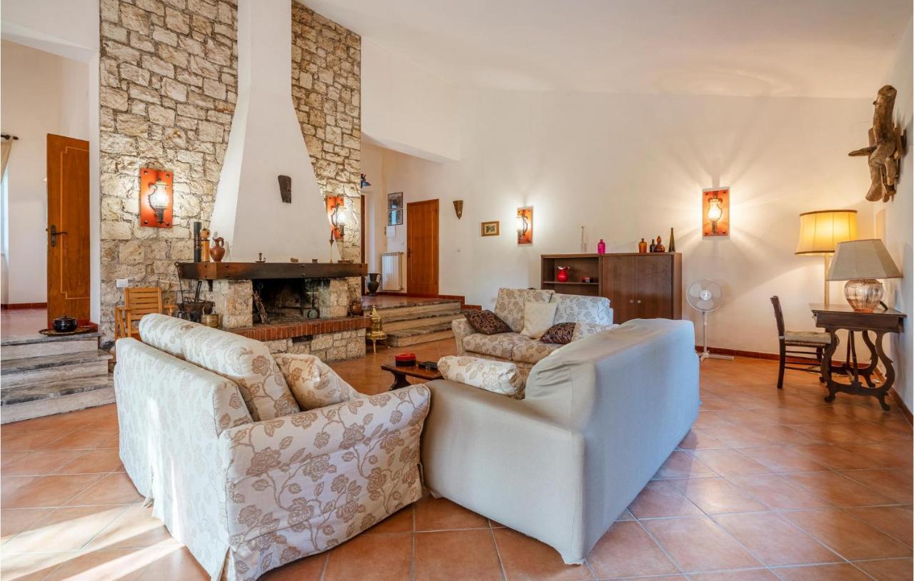Amazing Home In Saturnia With Wifi エクステリア 写真