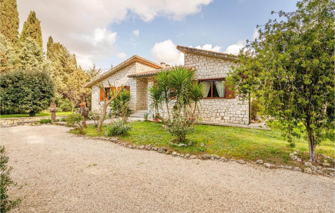 Amazing Home In Saturnia With Wifi エクステリア 写真